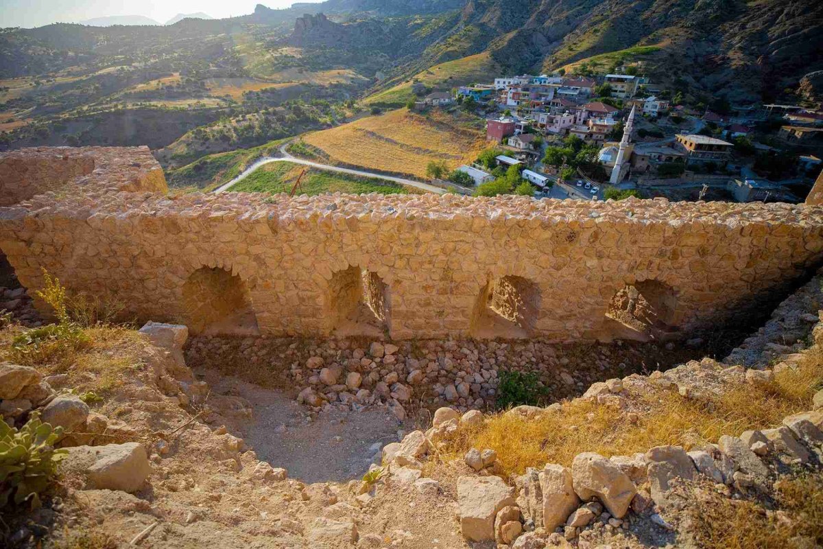 Adıyaman Old Kahta Castle photo 5
