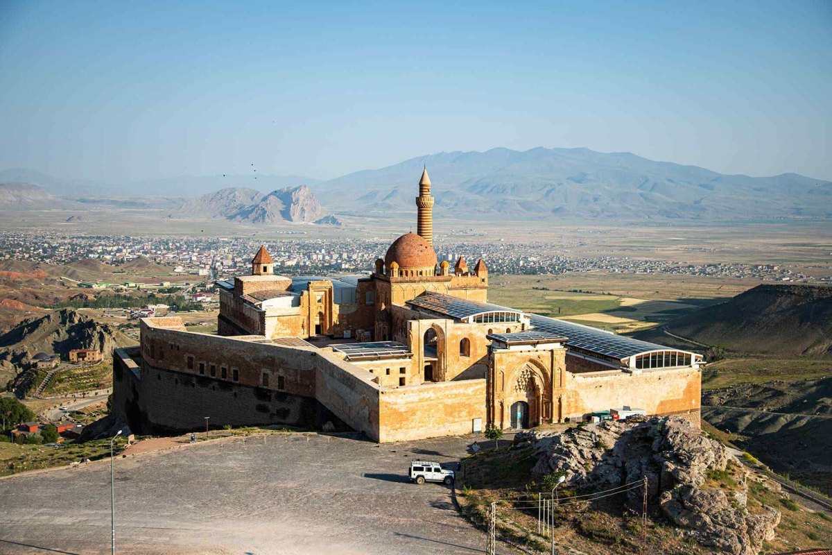 Ağrı Ishak Pasha Palace photo 6