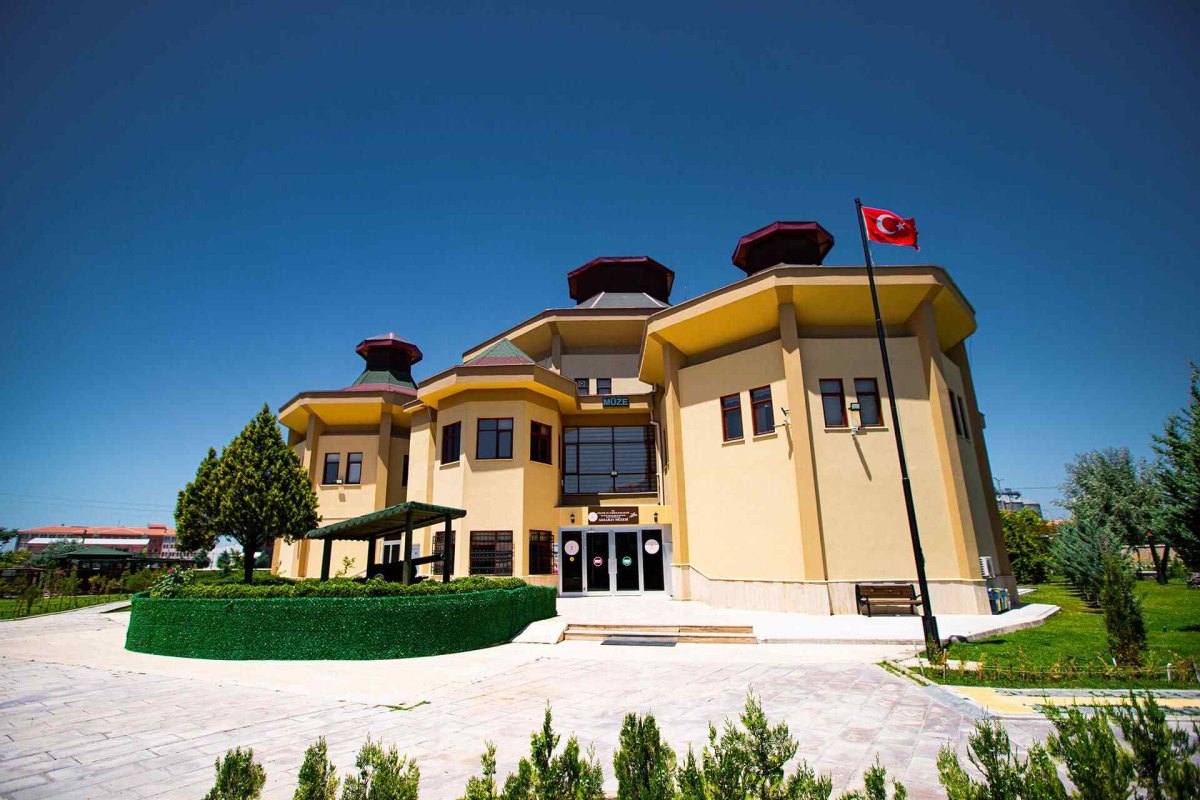 Aksaray Museum