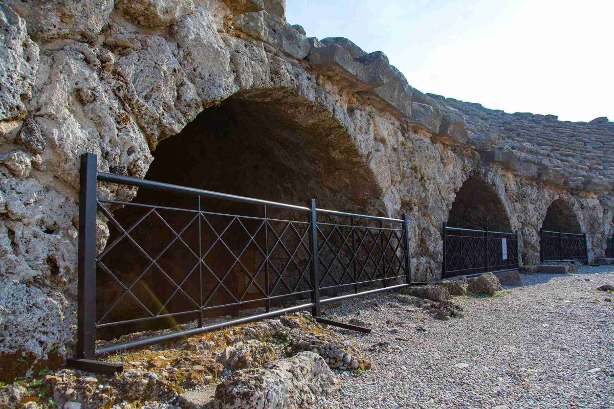 Antalya Side Archeological Site photo 7