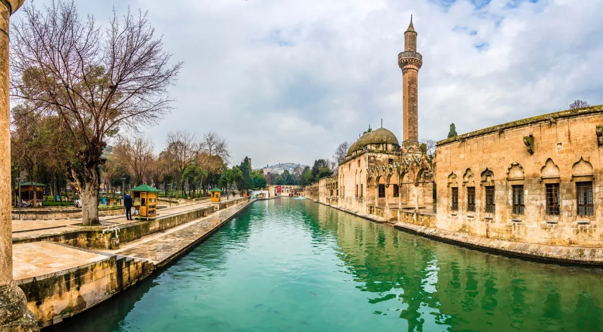 14 Days Eastern Turkey: Adana, Mt. Nemrut, Mardin, Lake Van, Kars & Trabzon Private Tour — photo 4