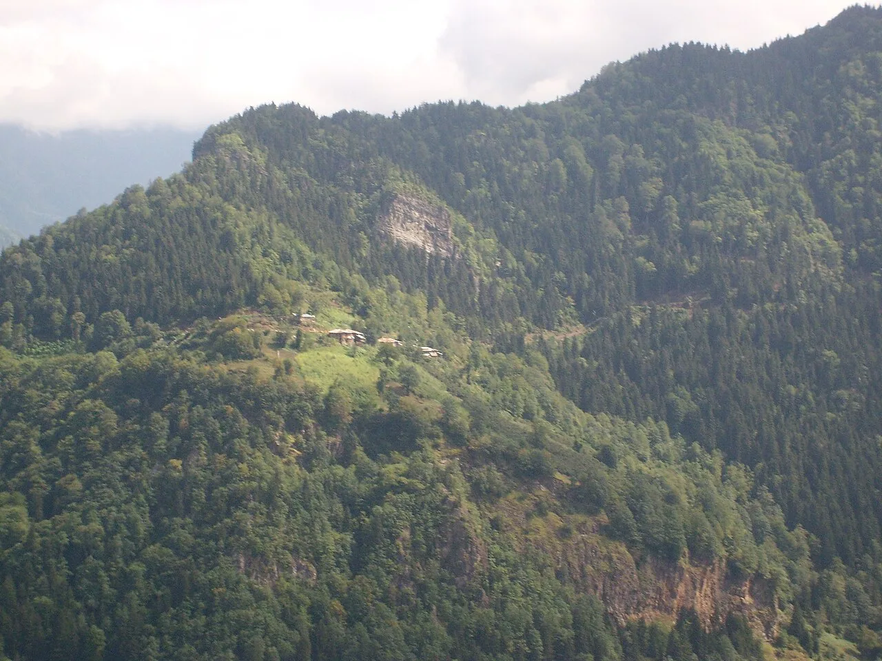 2 Days Macahel Tour from Trabzon: Borcka Karagol, Camili Village & Maral Waterfall Group Tour — photo 9