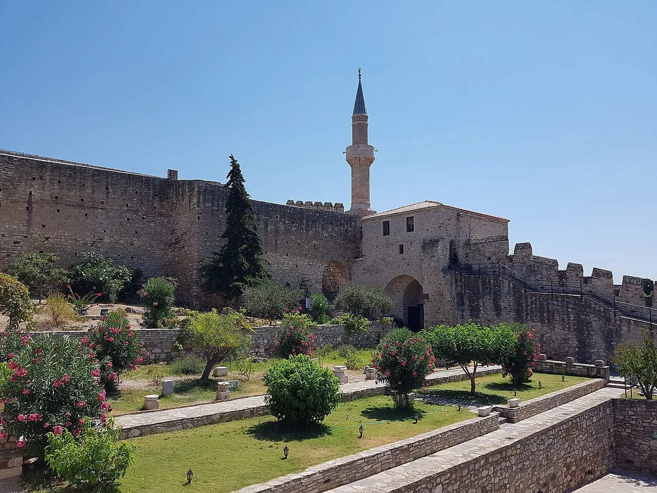 3 Days Cesme & Alacati City Tour – Cesme Castle and Marina (Group Tour) — photo 9