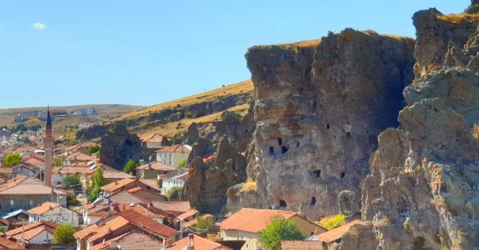4 Days Cankiri City & Turkish Bath Tour – Salt Cave and Karatekin Castle Private Tour — photo 5