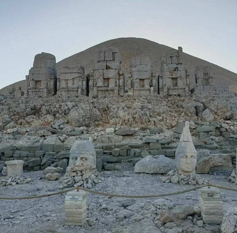 4 Days Nemrut & Harran Tour from Cappadocia: Sunrise Summit, Sanliurfa & Birecik Private Tour — photo 2