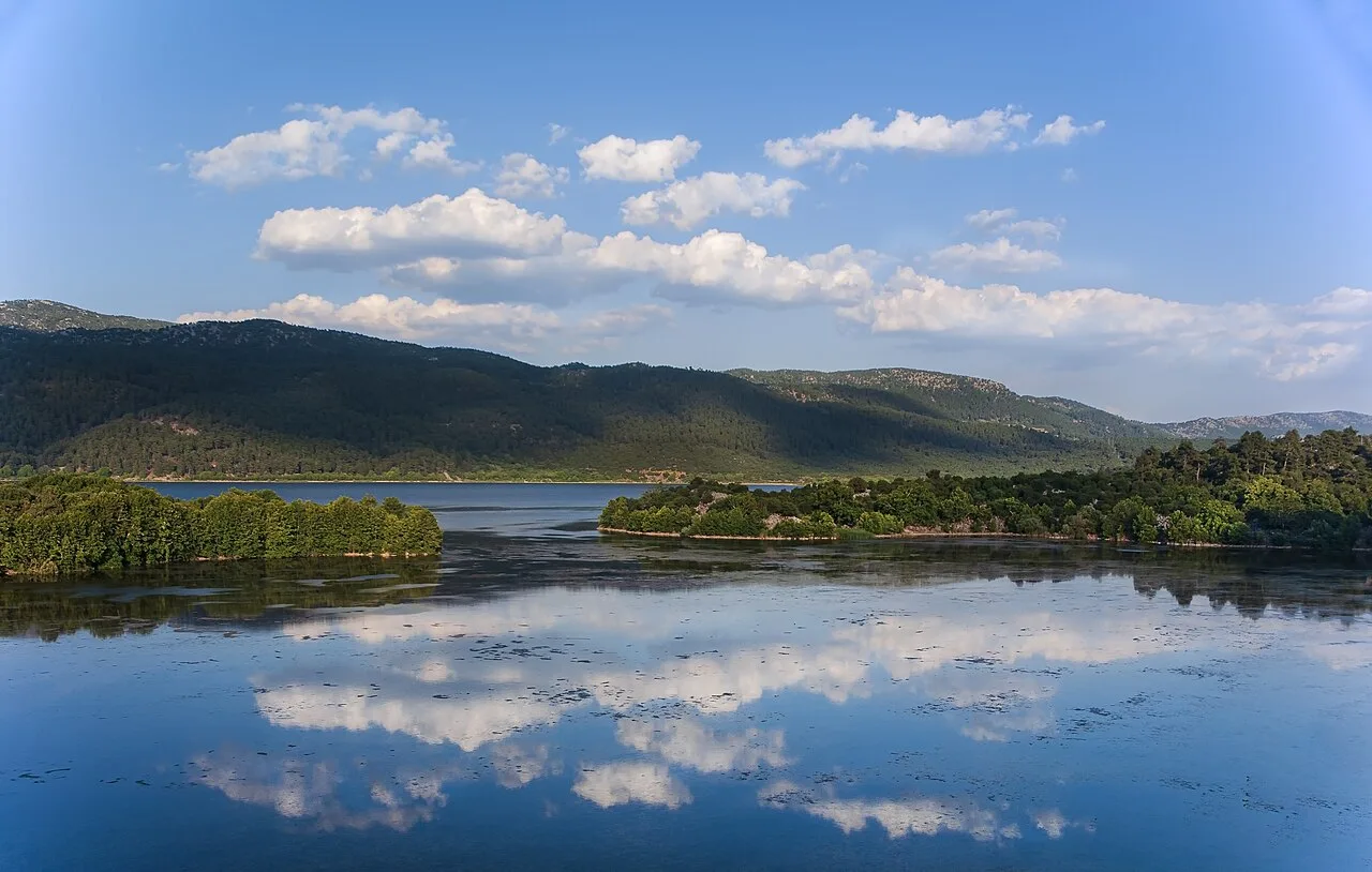 4 Days SUV Safari from Antalya: Egirdir, Kovada National Park, Beskonak & Rafting Private Tour — photo 5