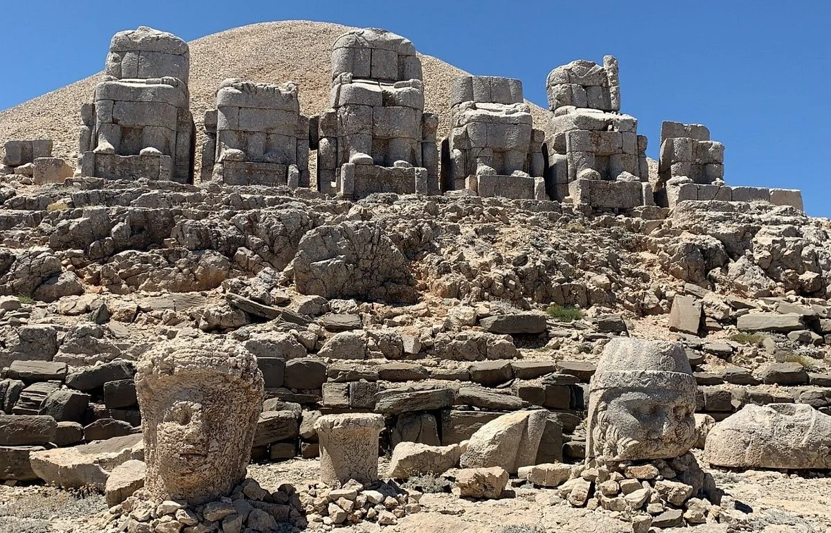 5 Days Mesopotamia Tour: Diyarbakır, Mardin, Mount Nemrut, Urfa & Gaziantep — photo 4