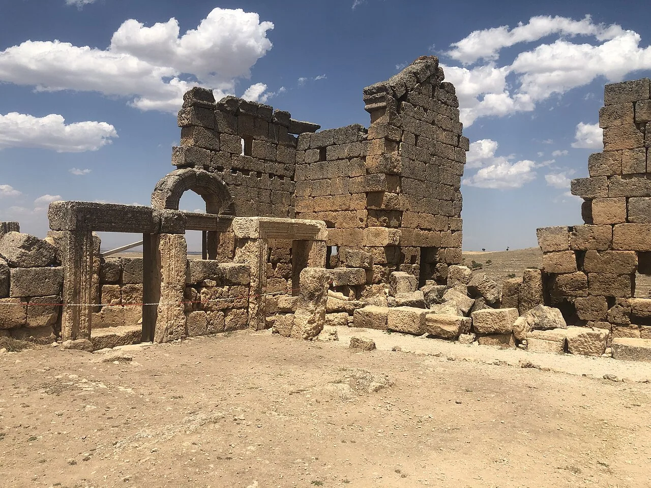 6 Days Diyarbakir & Zerzevan Castle Tour with Mithras Temple, Cooking Class and Hamam Private Tour — photo 2