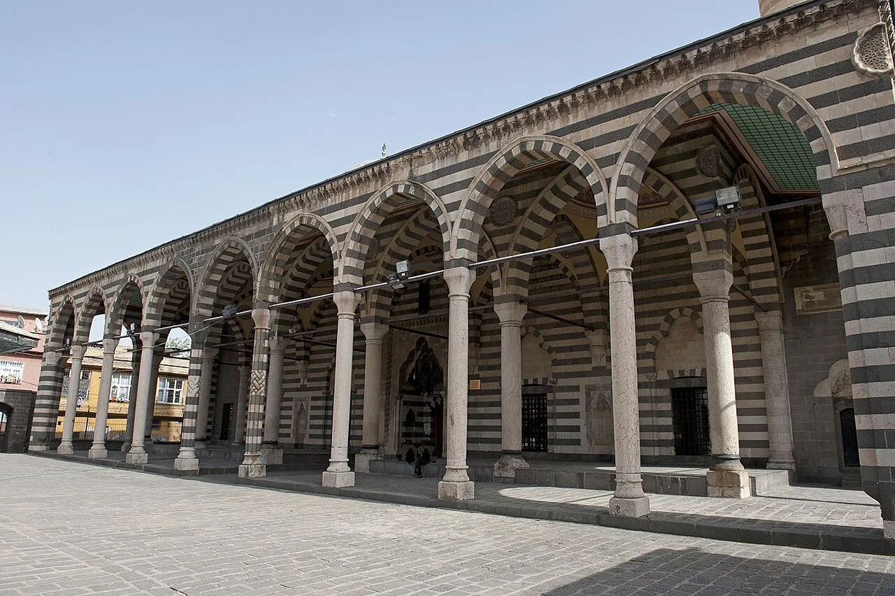 6 Days Diyarbakir & Zerzevan Castle Tour with Mithras Temple, Cooking Class and Hamam Private Tour — photo 8