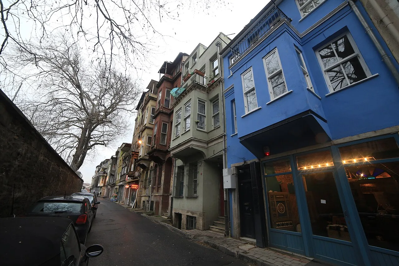 Daily Balat Walk from Istanbul – Synagogues, Churches & Tekfur Palace — photo 11