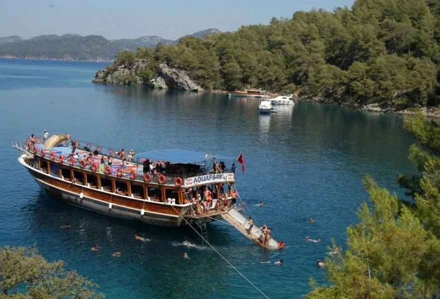 Daily 12 Islands Boat Tour from Fethiye – Swimming, Snorkelling & Bays — photo 2