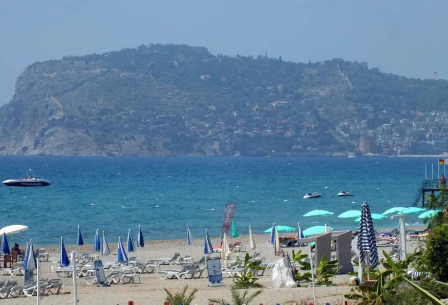 Alanya City Tour from Alanya – Castle, Damlatas Cave & Cleopatra Beach — photo 3