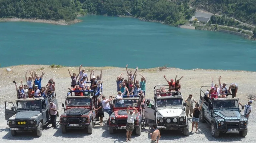 Jeep Safari Tour from Alanya – Taurus Mountains, Dim Valley & Dim River