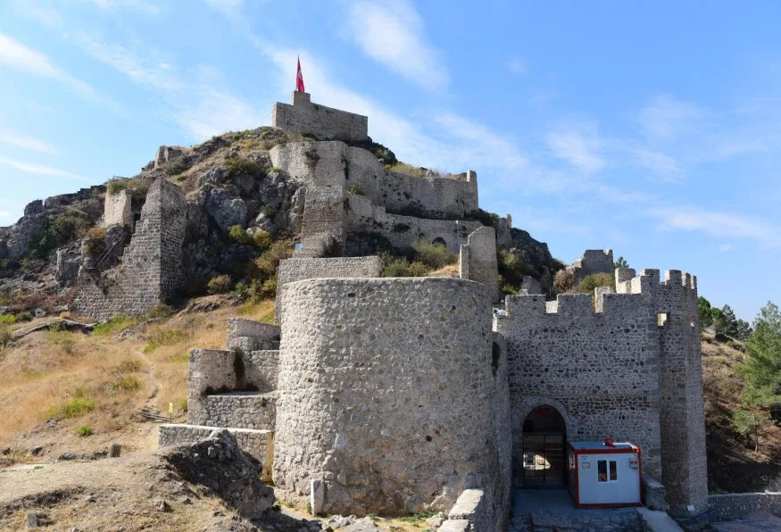 Amasya Historical Day Tour – Castles, Tombs & Waterfalls — photo 4