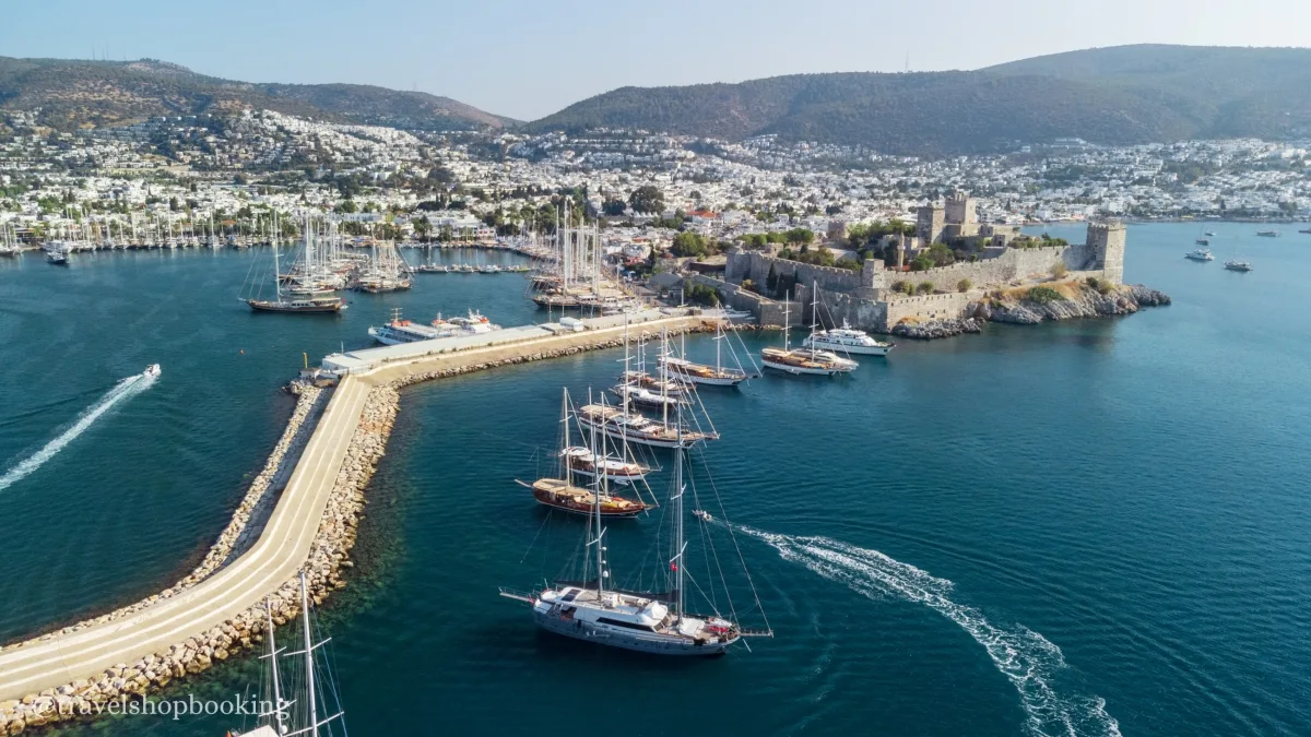 Daily Pirate Boat Tour from Bodrum – Black Island & Cleopatra Cave