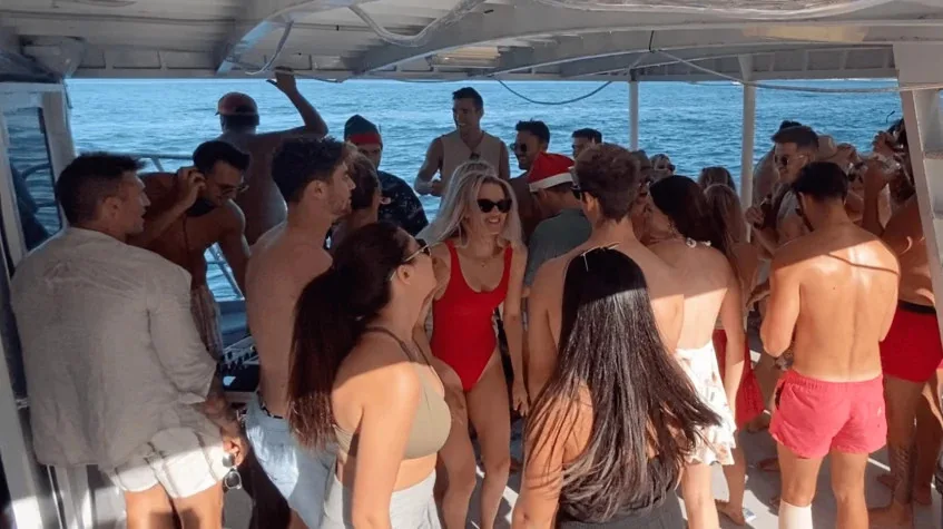 Daily Bodrum Boat Cruise Tour With Lunch — photo 6