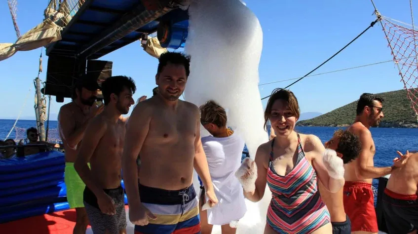 Daily Bodrum Chilling Boat Cruise Tour — photo 4