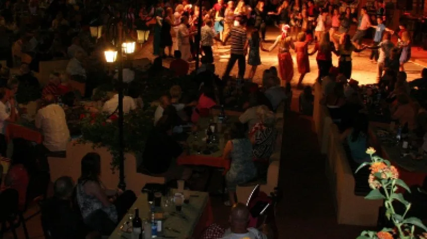 Daily Turkish Night Show from Bodrum – Dinner, Folk Dances & Belly Dancing — photo 6