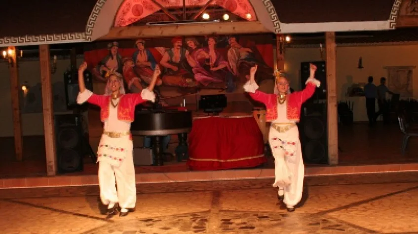Daily Turkish Night Show from Bodrum – Dinner, Folk Dances & Belly Dancing — photo 7