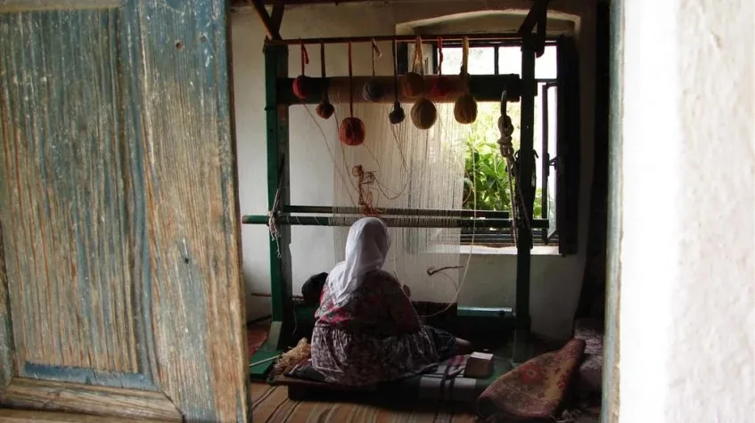 Daily Village Tour from Bodrum – Rural Life, Local Homes & Handmade Kilims