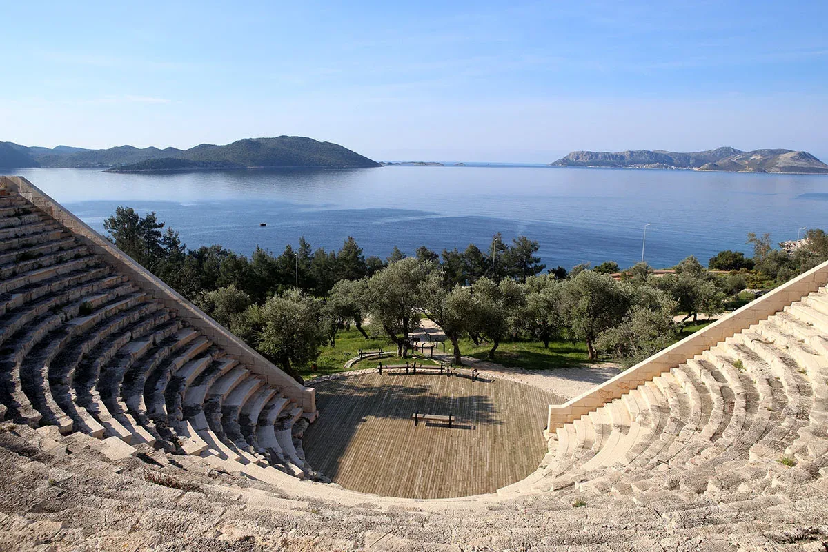 Daily Patara Canoeing Tour from Fethiye – Xanthos River, Mud Bath & Beach — photo 3