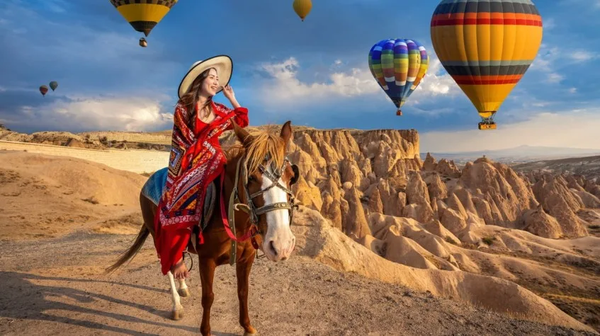 Daily Cappadocia Photo Safari from Cappadocia – Sunrise & Rock Churches — photo 4
