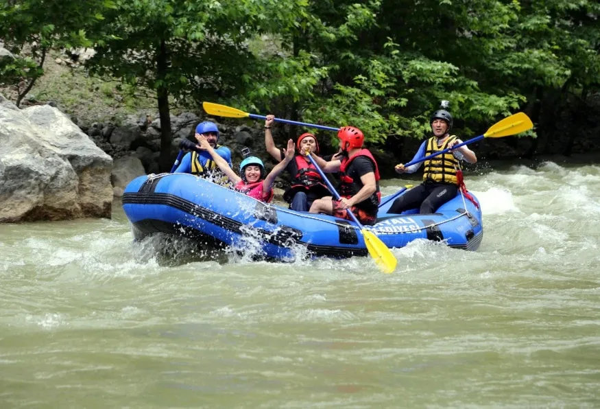 Daily Zamanti River Rafting Tour from Cappadocia – Kapuzbasi Falls — photo 5