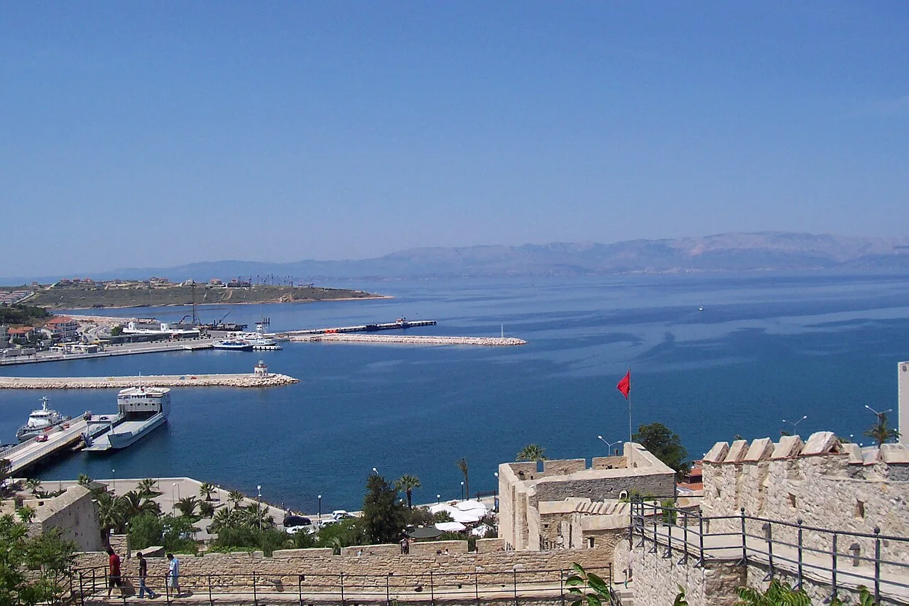 Daily Boat Tour from Cesme – Green Bay, Blue Bay & Ayayorgi Swim Stops — photo 5