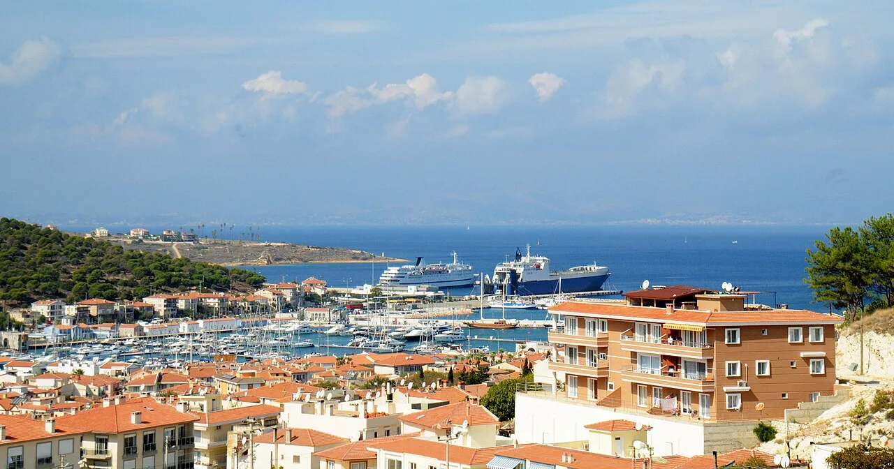 Daily Boat Tour from Cesme – Green Bay, Blue Bay & Ayayorgi Swim Stops — photo 6