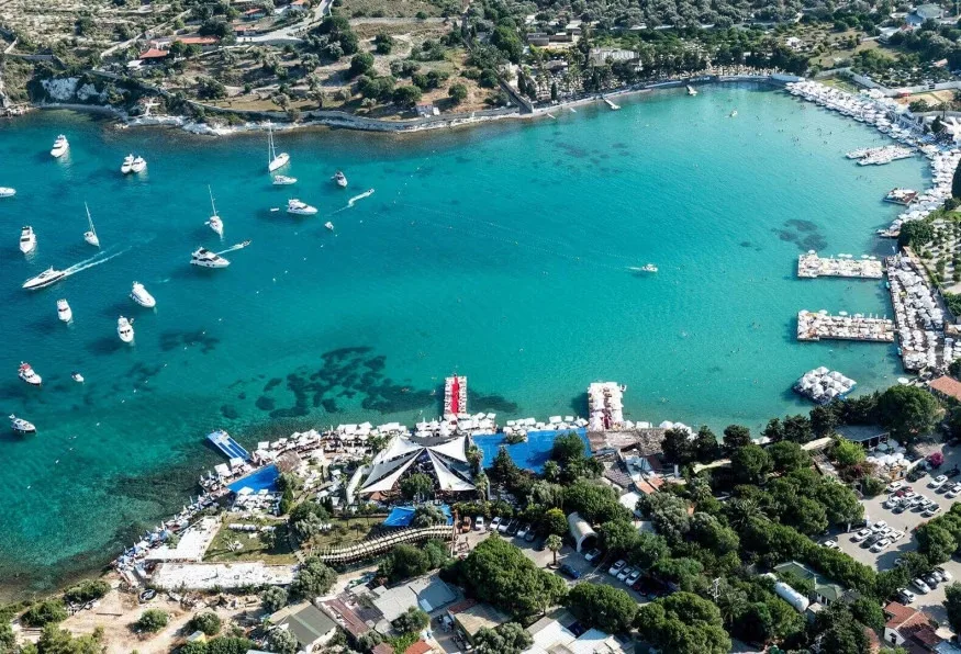 Daily Boat Tour from Cesme – Green Bay, Blue Bay & Ayayorgi Swim Stops — photo 3