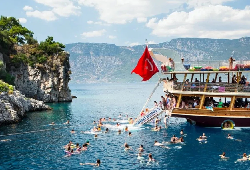 Daily Cesme Boat Trip from Izmir - Shared Group