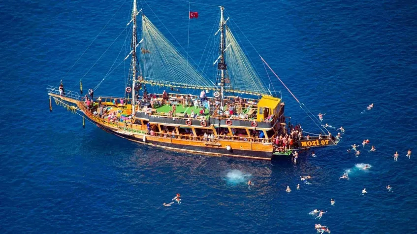 Daily Cesme Boat Trip from Izmir — photo 5