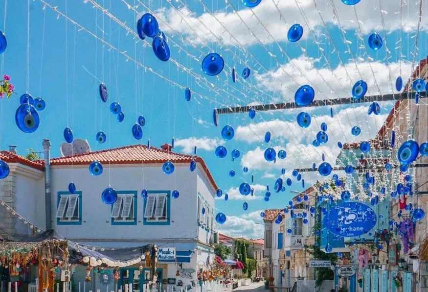 Daily Cesme Tour from Aydin – Alacati Old Town, Cesme Castle & Marina — photo 3
