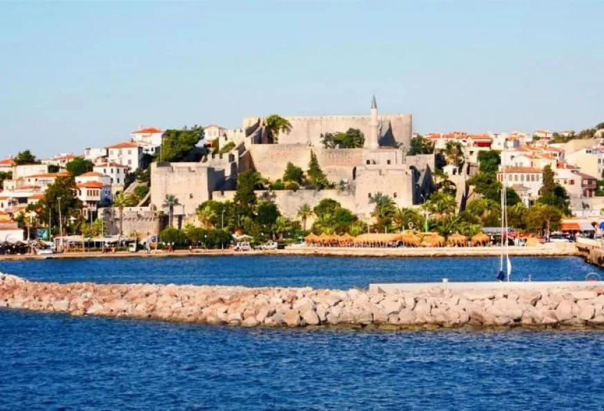 Daily Cesme City Tour from Didim – Alacati, Cesme Castle & Marina — photo 3
