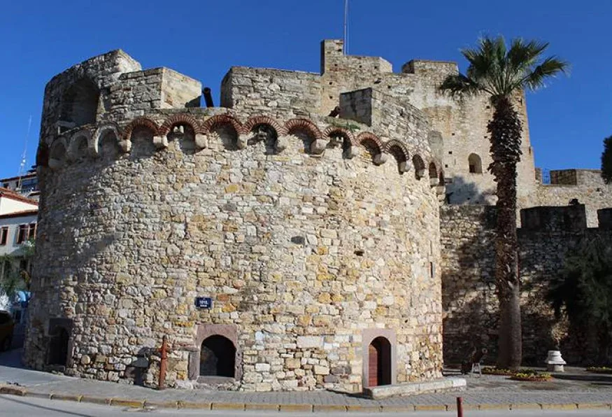 Daily Cesme City Tour from Didim – Alacati, Cesme Castle & Marina — photo 4