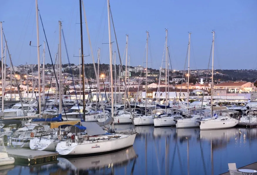 Daily Cesme City Tour from Didim – Alacati, Cesme Castle & Marina — photo 5
