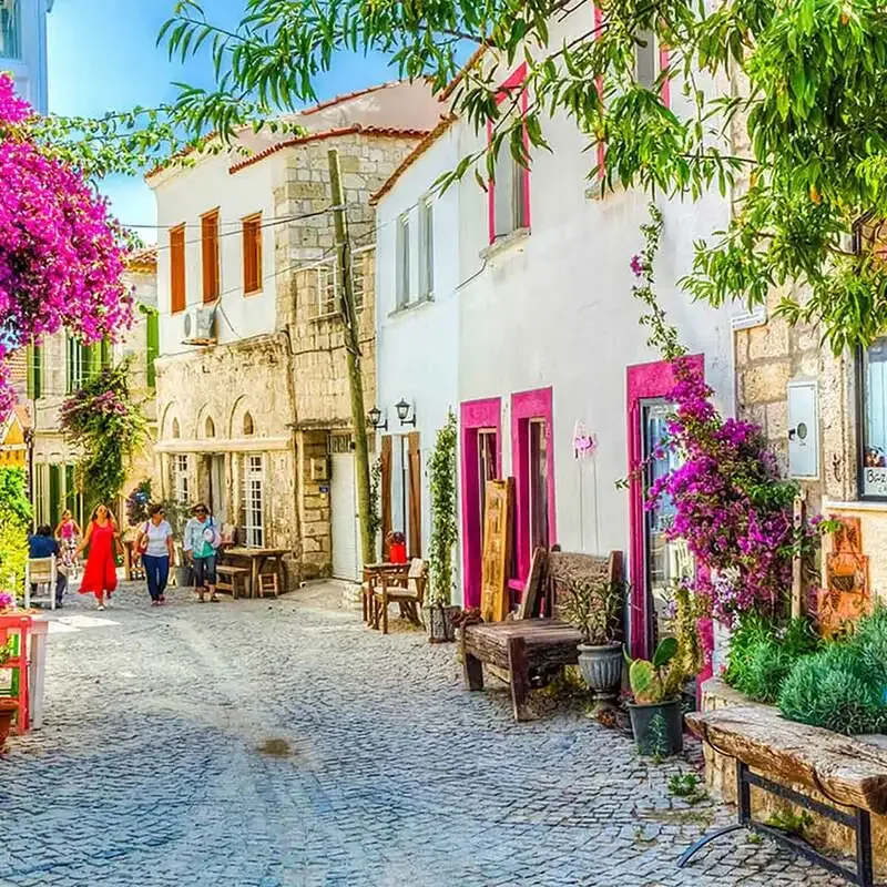Daily Cesme City Tour from Didim – Alacati, Cesme Castle & Marina — photo 10