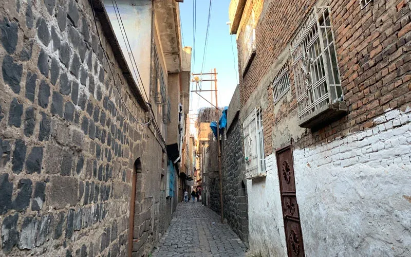 Daily Diyarbakir City Tour from Mardin – Walls, Mosques & Cayonu — photo 11