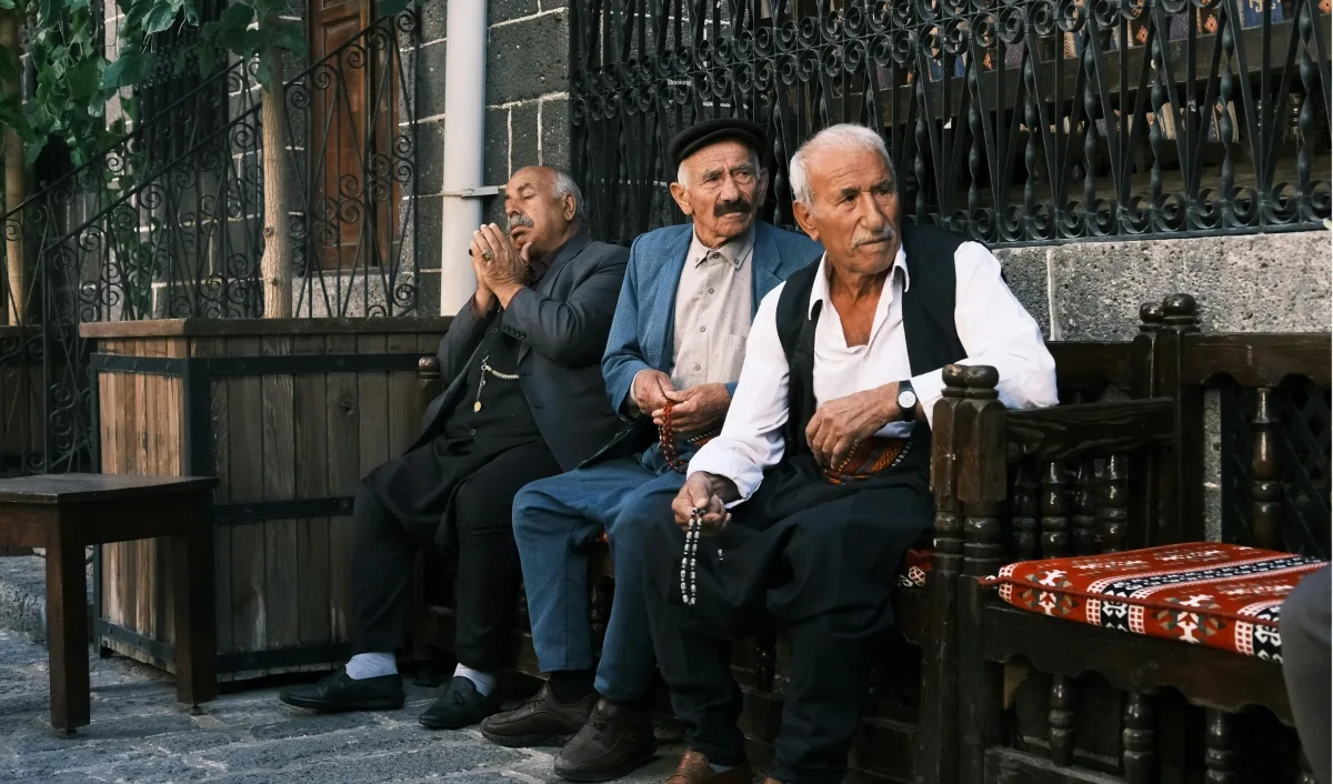 Daily Diyarbakir City Tour – Basalt Walls, Cayonu & Historic Mosques