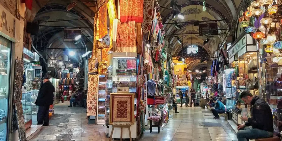 Family Shopping Tour from Istanbul – Grand Bazaar, Spice Bazaar & Cevahir