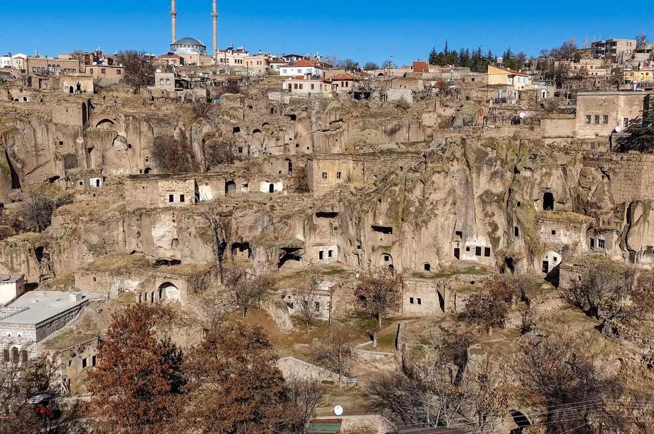 Daily Ihlara Valley Tour from Nevsehir – Cave Churches & Melendiz River (Private) — photo 7