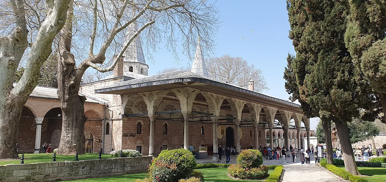 Daily Istanbul Tour from Alanya by Flight – Hagia Sophia & Topkapi Palace