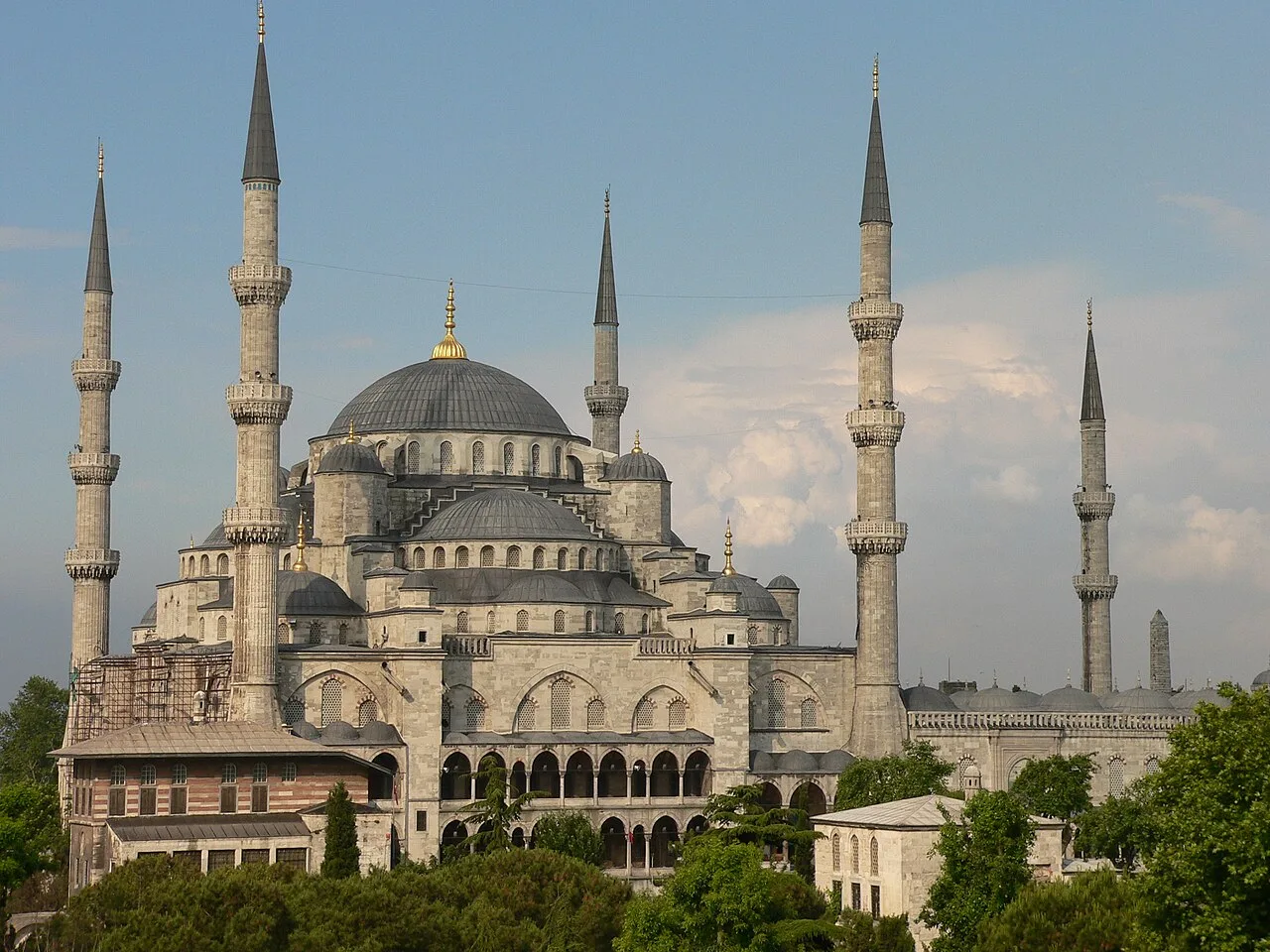 Daily Istanbul City Tour from Izmir – Topkapi Palace & Blue Mosque