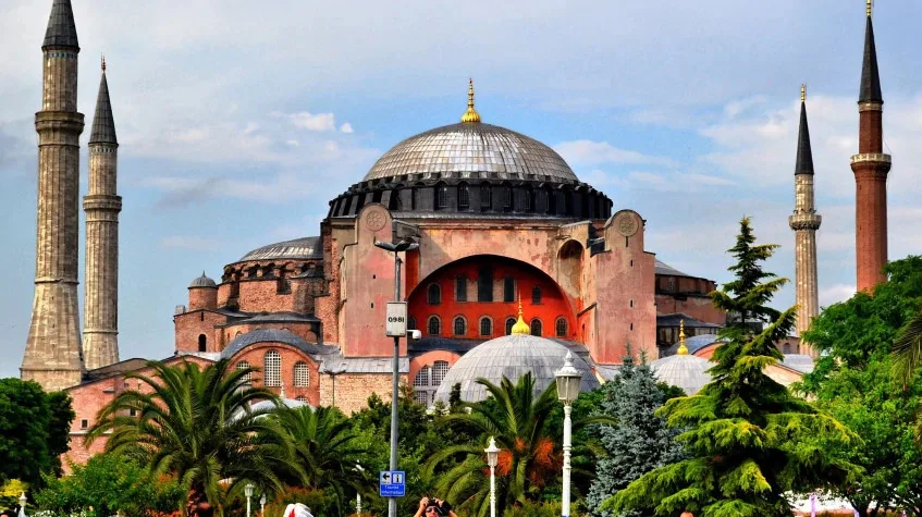Daily Istanbul Day Trip from Marmaris – Topkapi Palace & Blue Mosque — photo 7