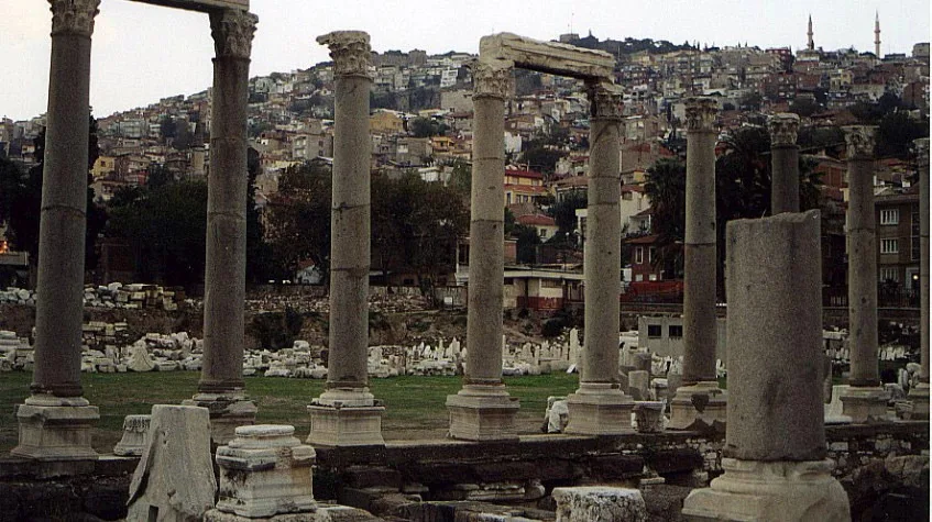 Daily Izmir Tour from Didim – Ancient Smyrna, Kemeralti & Clock Tower — photo 7