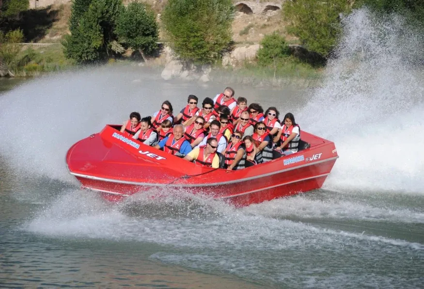 Daily Jet Boat Tour from Cappadocia – Avanos & Kizilirmak River Ride — photo 2