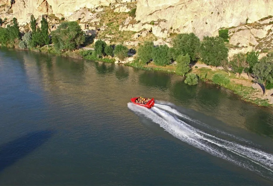 Daily Jet Boat Tour from Cappadocia – Avanos & Kizilirmak River Ride — photo 4