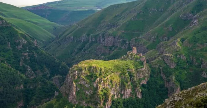 Daily Kars City Tour from Erzurum – UNESCO Ani & Lake Çıldır — photo 2