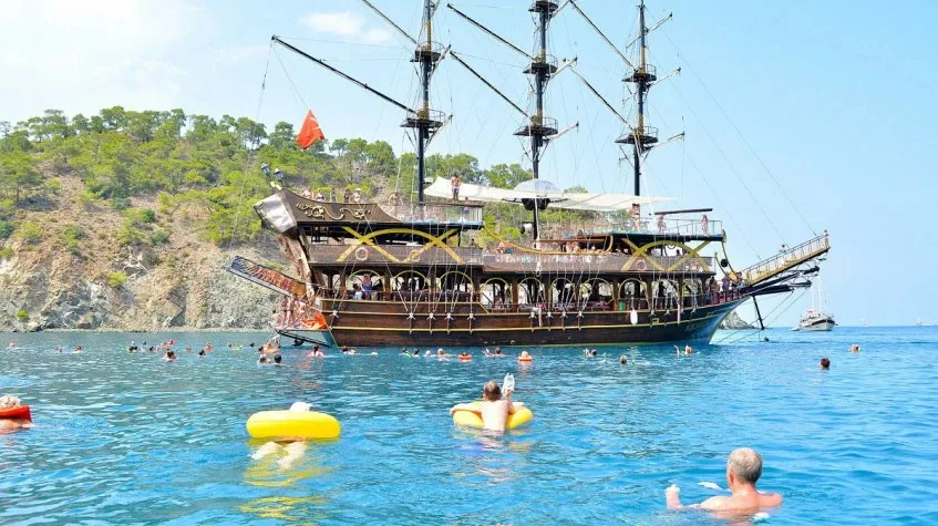 Daily Kemer Boat Tour from Belek – Bays, Lunch & Swimming — photo 2