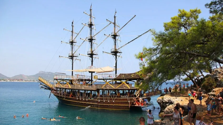 Daily Kemer Boat Tour from Belek – Bays, Lunch & Swimming — photo 8